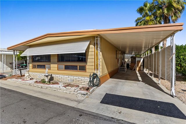 881 N Lake st 313, Hemet, CA 92544