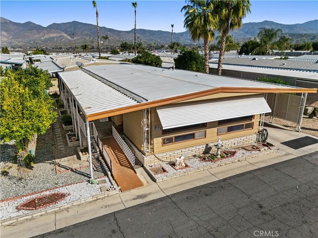 881 N Lake st 313, Hemet, CA 92544