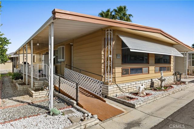 881 N Lake st 313, Hemet, CA 92544