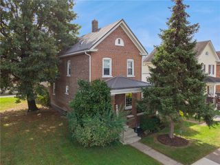 323 Oak Street, Latrobe, PA 15650