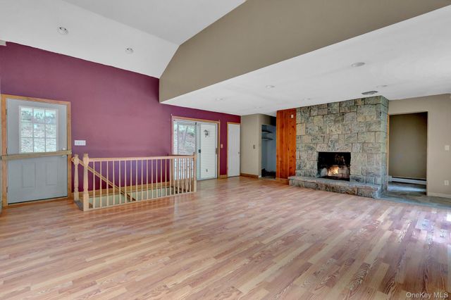 56 E Bartlett Road, Middle Island, NY 11953