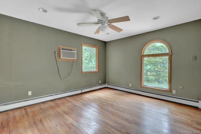 56 E Bartlett Road, Middle Island, NY 11953