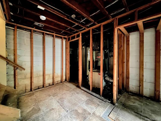 56 E Bartlett Road, Middle Island, NY 11953