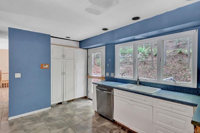 56 E Bartlett Road, Middle Island, NY 11953