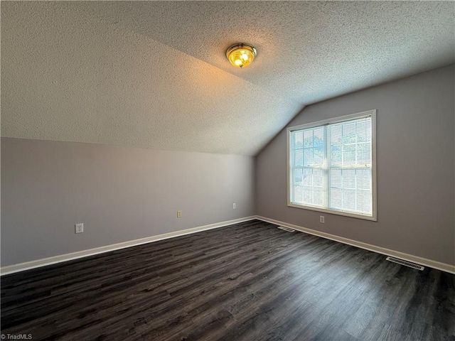 172 Cameron Way Circle, Winston-salem, NC 27103