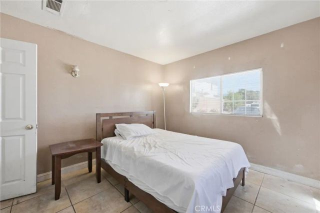 16445 Arrow Blvd, Fontana, CA 92335