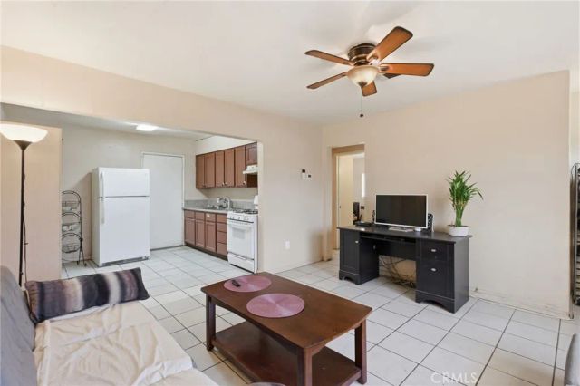 16445 Arrow Blvd, Fontana, CA 92335