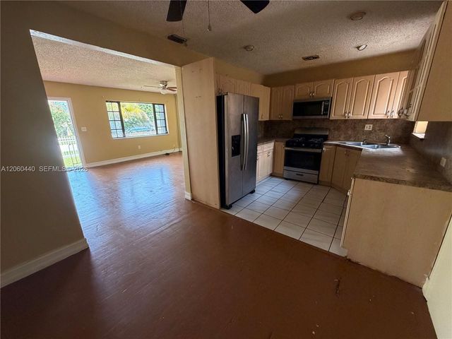 17950 NW 6th Court 1, Miami Gardens, FL 33169