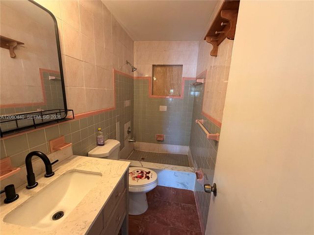 17950 NW 6th Court 1, Miami Gardens, FL 33169