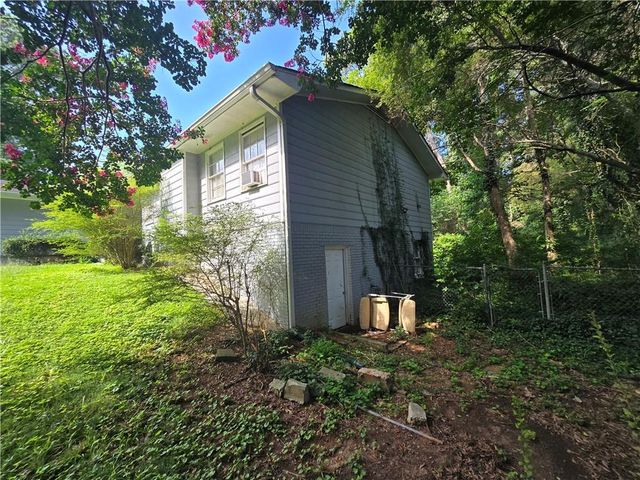 1481 Smithson Drive, Lithonia, GA 30058