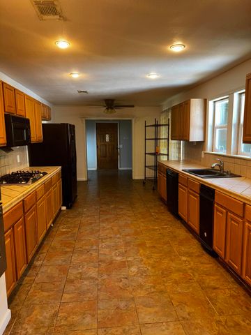 303 Petal Dr., Petal, MS 39465