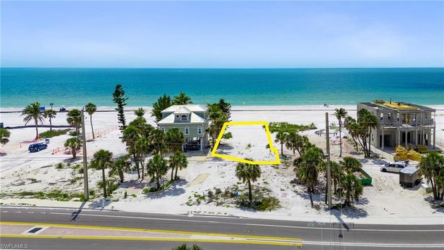 5682 Estero BLVD, Fort Myers Beach, FL 33931
