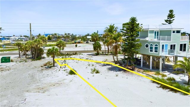5682 Estero BLVD, Fort Myers Beach, FL 33931