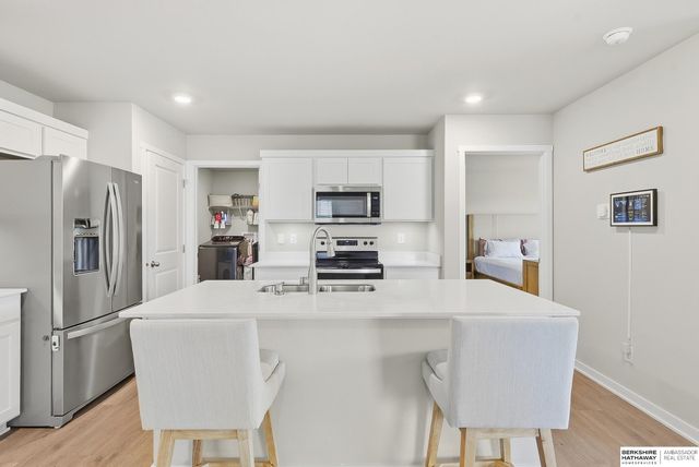 11615 Port Royal Drive, Papillion, NE 68046