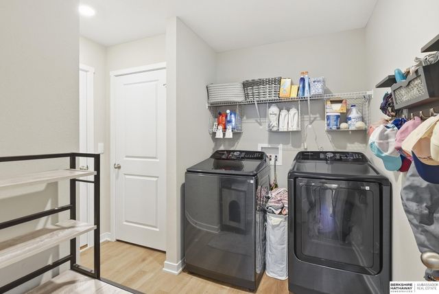 11615 Port Royal Drive, Papillion, NE 68046