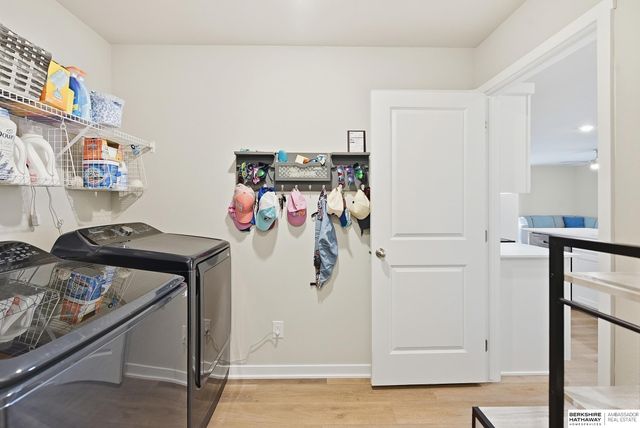 11615 Port Royal Drive, Papillion, NE 68046