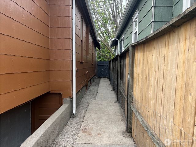 2123 S Wilkeson Street, Tacoma, WA 98405