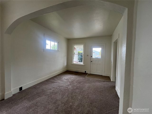 2123 S Wilkeson Street, Tacoma, WA 98405