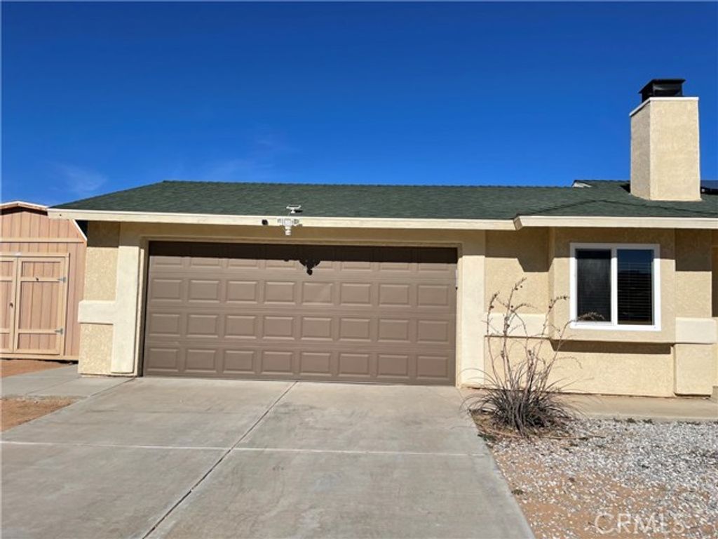 21150 Lone Eagle, Apple Valley, CA 92308