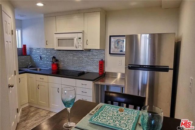 1719 E Florida Street, Long Beach, CA 90802