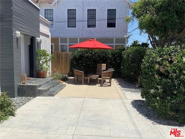 1719 E Florida Street, Long Beach, CA 90802