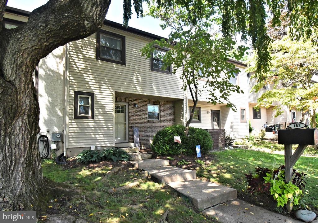 152 KNOX CT, SOUTHAMPTON, PA 18966 — photo 3