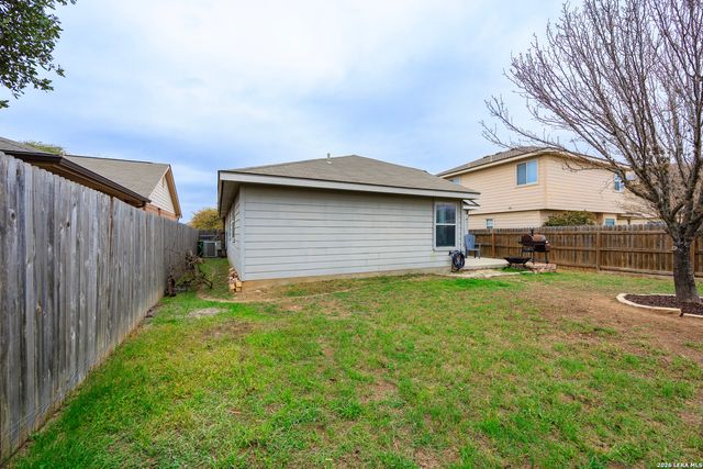 8218 Maloy Manor, San Antonio, TX 78250