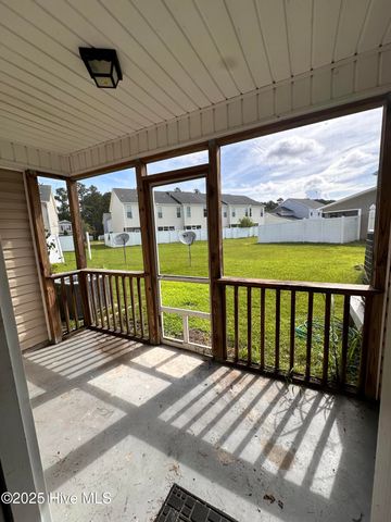 307 Caldwell Loop, Jacksonville, NC 28546