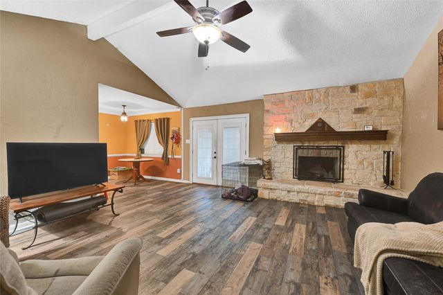 1100 N Heron Drive, Seabrook, TX 77586