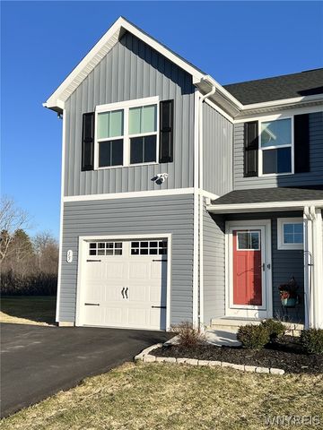 15 Grant Court, West Seneca, NY 14218