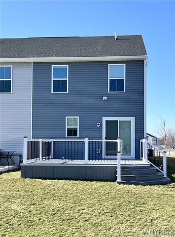 15 Grant Court, West Seneca, NY 14218