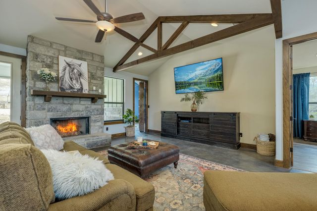 10837 Deer Canyon RD, Jonestown, TX 78645