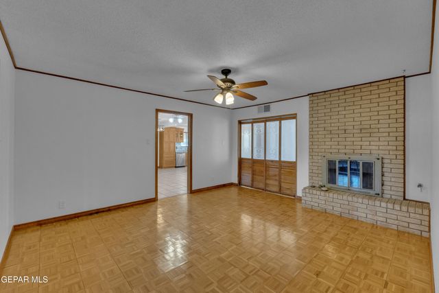 8021 MORLEY Drive, El Paso, TX 79925