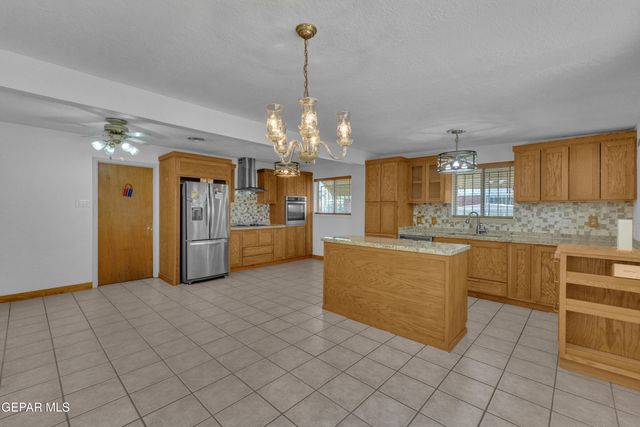 8021 MORLEY Drive, El Paso, TX 79925