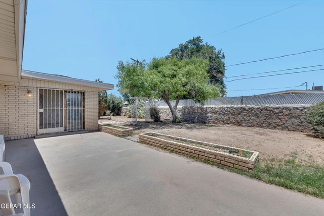 8021 MORLEY Drive, El Paso, TX 79925