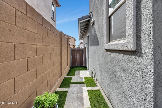 2805 N CLAIRE Drive, Buckeye, AZ 85396