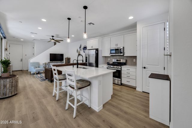 2805 N CLAIRE Drive, Buckeye, AZ 85396