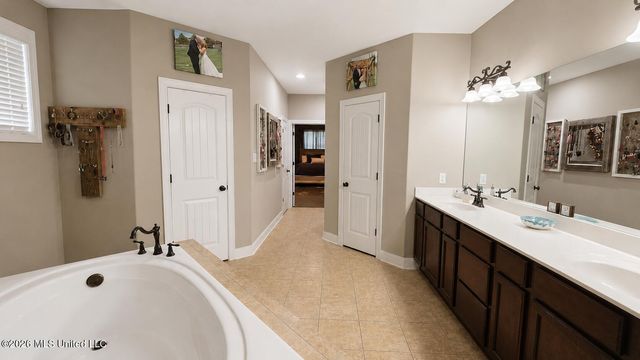 5164 Weathers Drive, Olive Branch, MS 38654