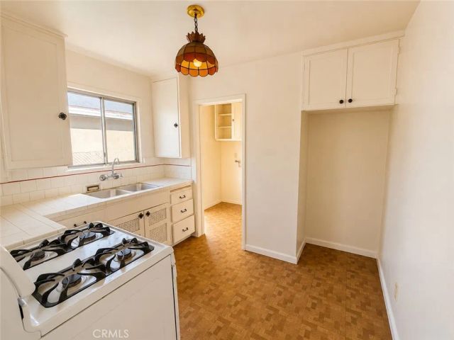 10558 Las Lunitas Avenue, Tujunga, CA 91042