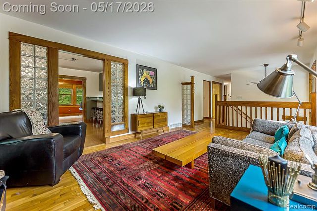 1321 Orkney Drive, Ann Arbor, MI 48103