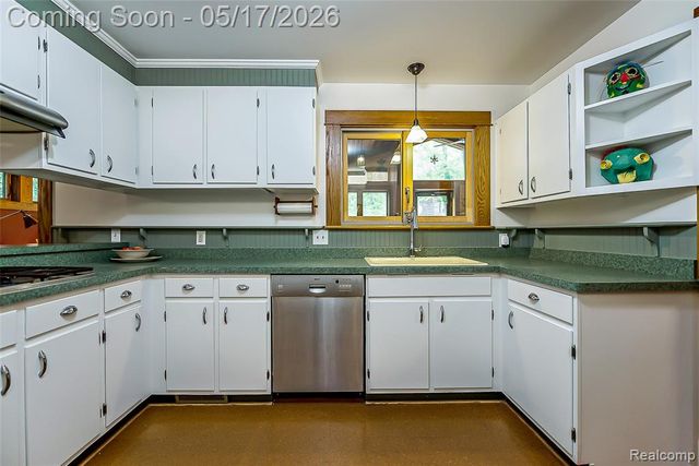 1321 Orkney Drive, Ann Arbor, MI 48103