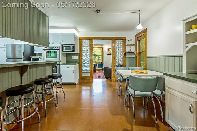 1321 Orkney Drive, Ann Arbor, MI 48103