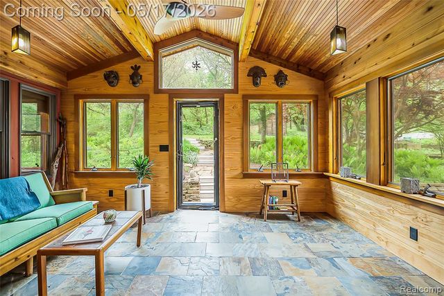 1321 Orkney Drive, Ann Arbor, MI 48103