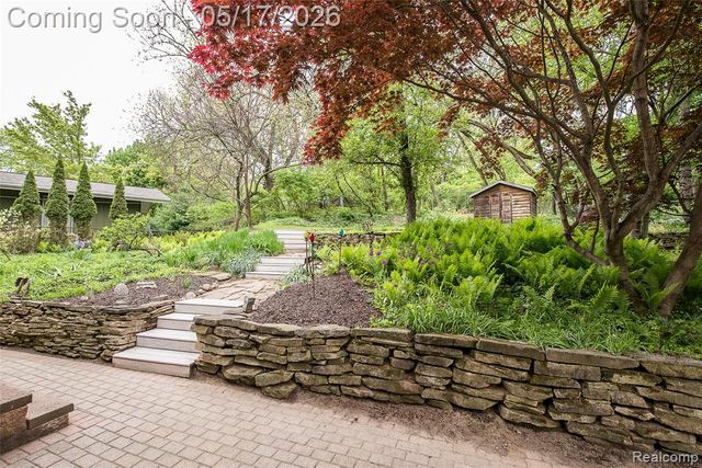 1321 Orkney Drive, Ann Arbor, MI 48103