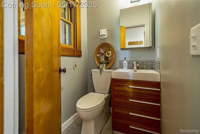 1321 Orkney Drive, Ann Arbor, MI 48103