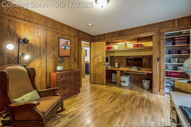 1321 Orkney Drive, Ann Arbor, MI 48103
