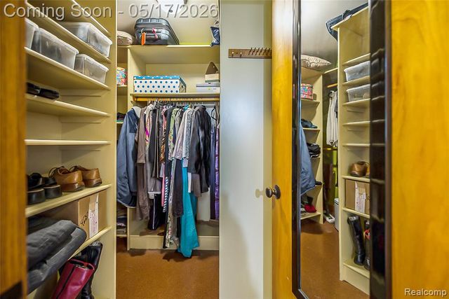 1321 Orkney Drive, Ann Arbor, MI 48103
