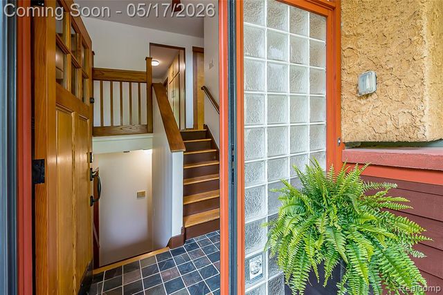 1321 Orkney Drive, Ann Arbor, MI 48103