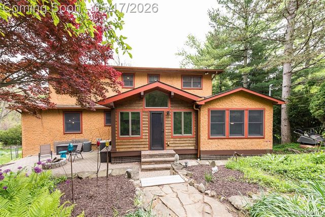 1321 Orkney Drive, Ann Arbor, MI 48103