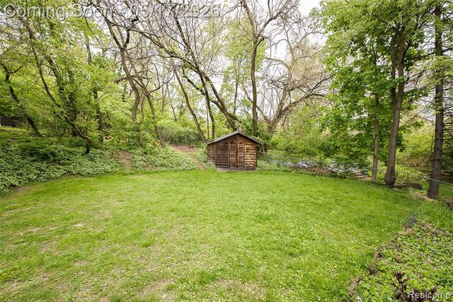 1321 Orkney Drive, Ann Arbor, MI 48103